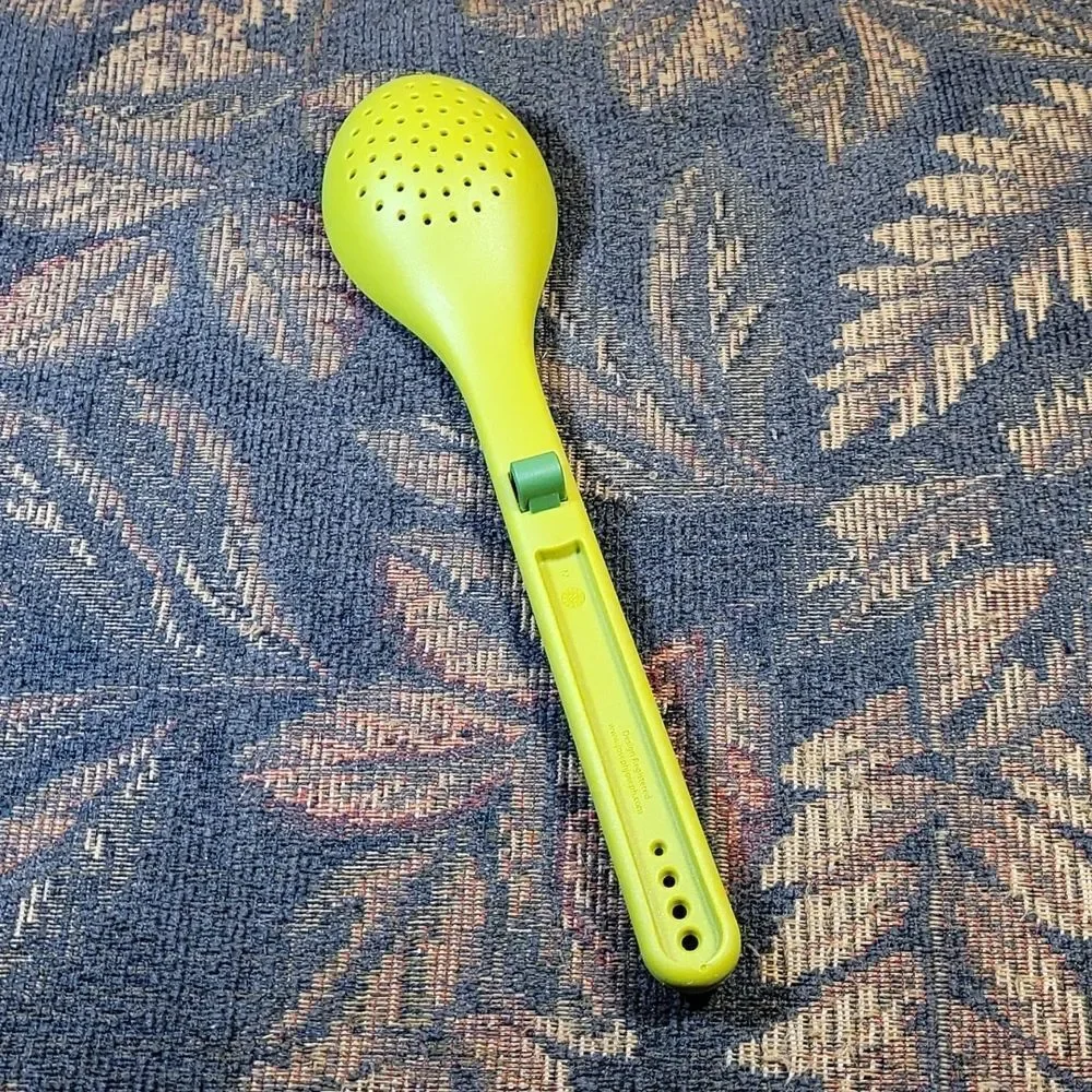 Joseph Joseph Green Gusto Spice and Herb Infuser Spoon